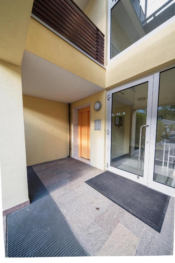 Villa Floris เบรสซาโนเน ภายนอก รูปภาพ